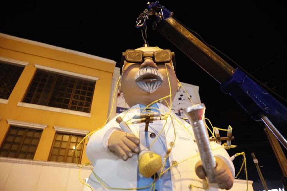 ‘Los Bolcheviques deciden a quién queman’; les deja la opción abierta a Estrella Palacios para la Quema del Mal Humor