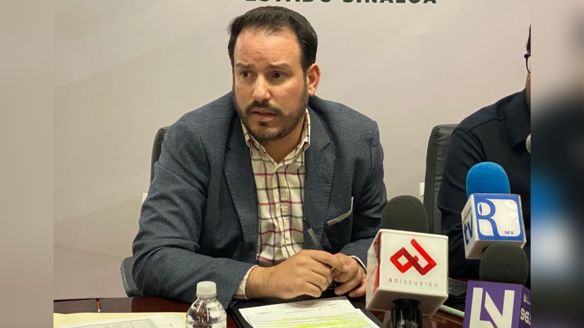 Sobreoferta también ha influido en el cierre de negocios: Secretaría de Economía