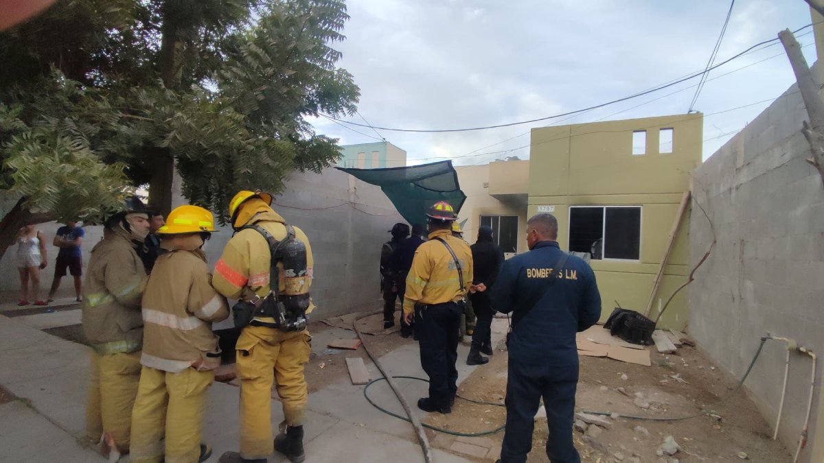 Se incendia vivienda en el fraccionamiento Prados del Sur, en Los Mochis