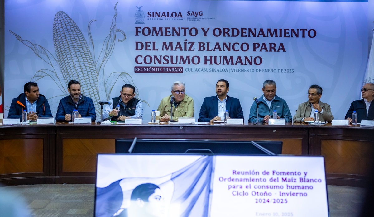 Se reúnen Rocha y productores agrícolas en busca de acuerdos para precio del maíz