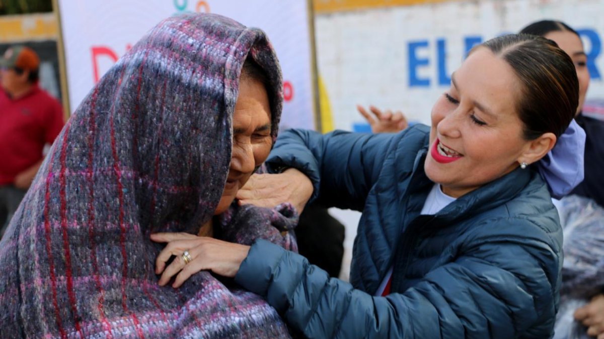 El Sistema DIF lleva los beneficios de “Abrazando Ahome” al Ejido Mochis