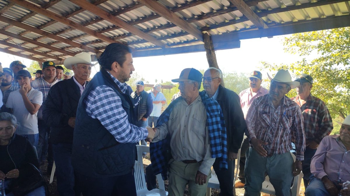Estamos hartos de mentiras; queremos los pagos, expresan trigueros a Secretario de Agricultura