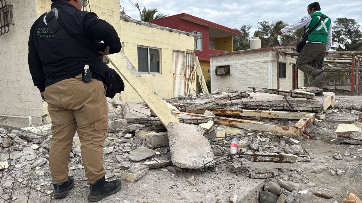 Un lesionado de gravedad deja colapso de un cuarto de casa en El Amole, Guasave