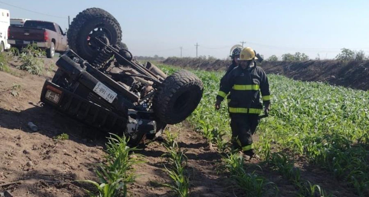 Choque y volcadura en Navolato deja una mujer lesionada