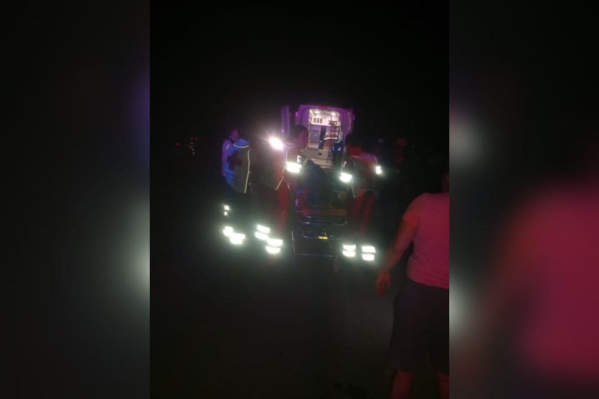 Un muerto y un lesionado deja caída de una vagoneta a un arroyo en Guasave