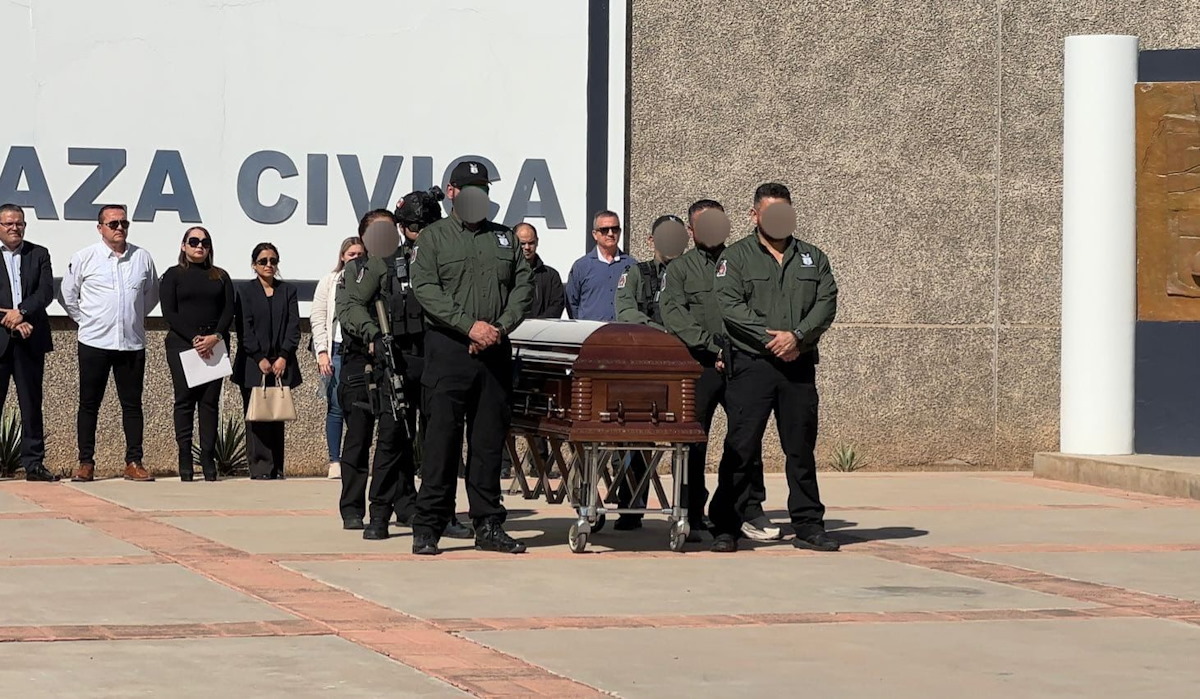 De cuerpo presente rinden homenaje a Juan Manuel, agente de FGE asesinado en ataque a comandante ‘Canelo’