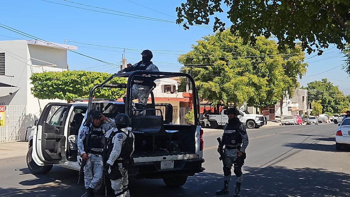 ¡Sábado de operativos en Culiacán! Ahora en la Miguel Hidalgo y la Tierra Blanca