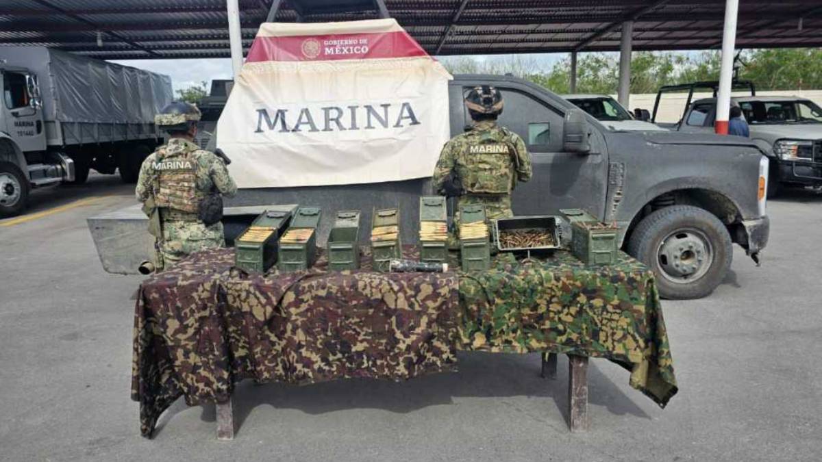 Aseguran artefacto explosivo y mil cartuchos en auto ‘monstruo’ en Matamoros
