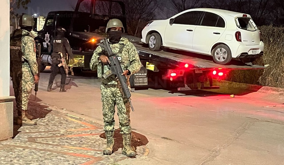 ¡Uno está baleado! Hay dos vehículos asegurados tras operativo en Rancho Contento, al norte de Culiacán