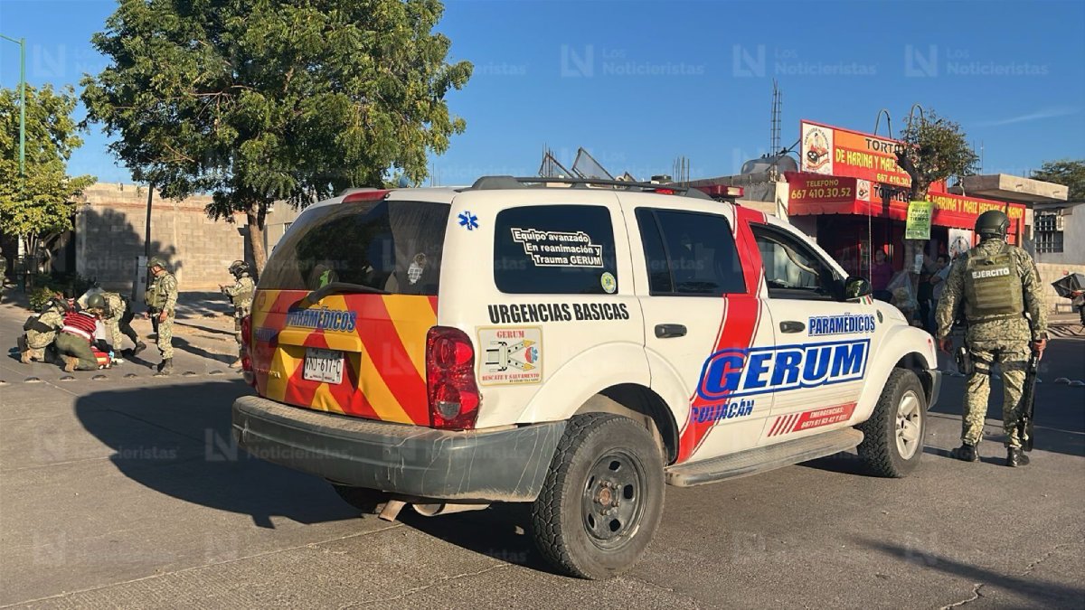 Armados irrumpen en una casa y atacan a balazos a un joven en Alturas del Sur, en Culiacán