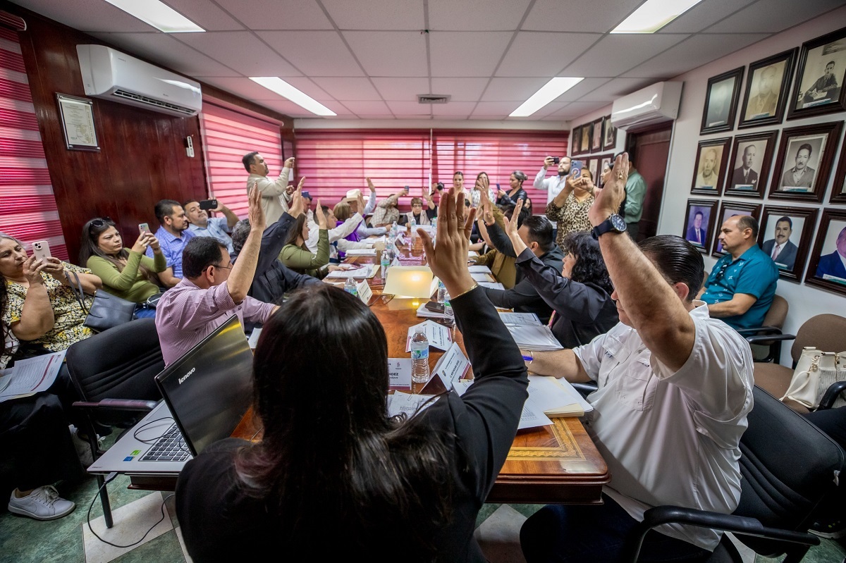 A revisión en Cabildo el Programa Anual de Obras 2025 de Guasave