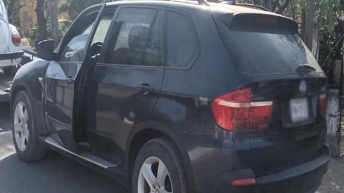 Decomisan 15 vehículos, una pipa cargada de gasolina y detienen a cuatro civiles, en Culiacán y Mazatlán