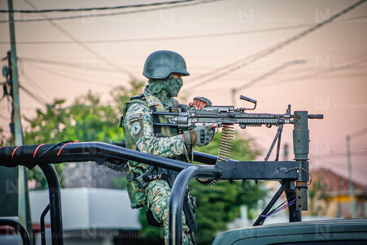 Detienen a tres personas en Cosalá con armas largas, ponchallantas y cartuchos