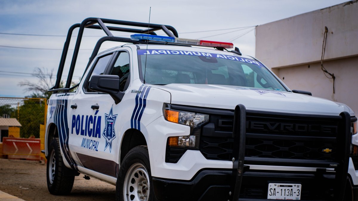Detienen a un hombre en Mazatlán por presunto robo de motocicleta tras cometer infracciones de tránsito