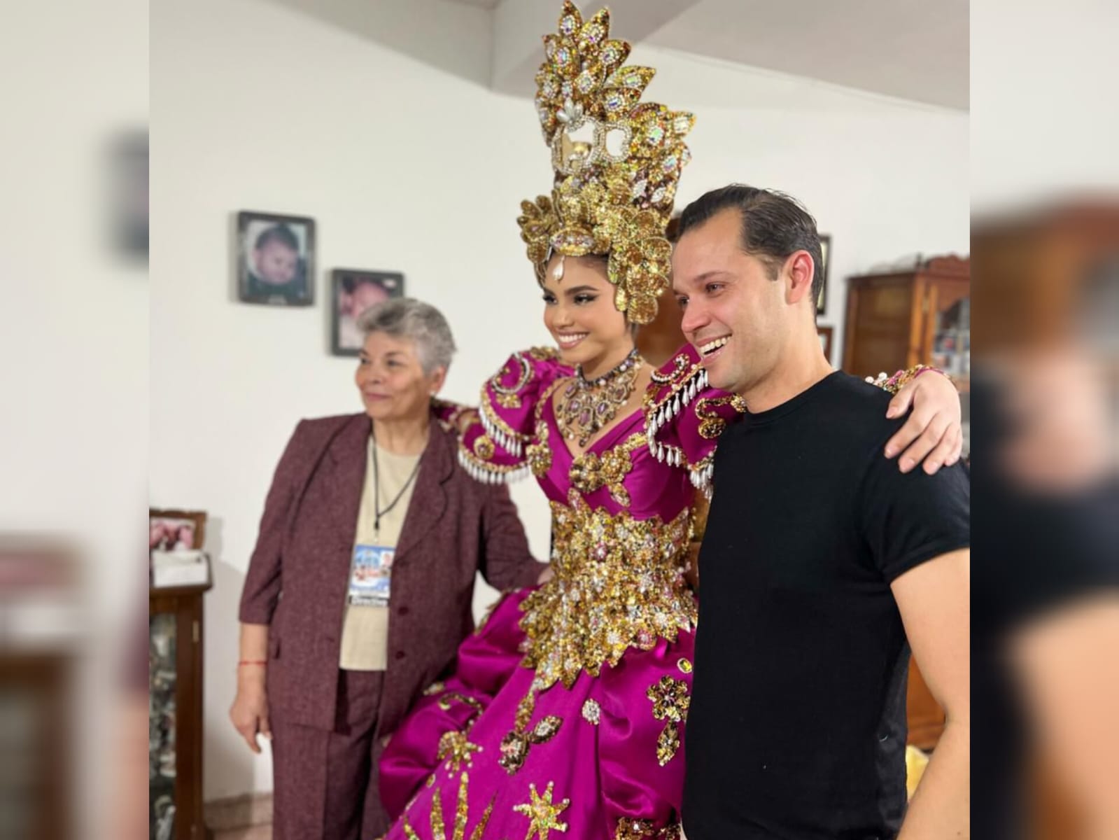 En manos del destacado Andrés Romo, estará el diseño del vestido de las Reinas del Carnaval Internacional de Mazatlán 2025