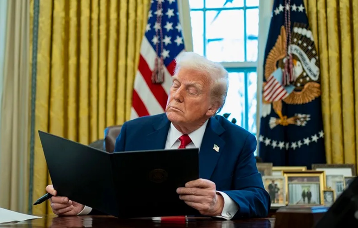 Con breve mensaje, Donald Trump justifica la imposición de aranceles a México, Canadá y China
