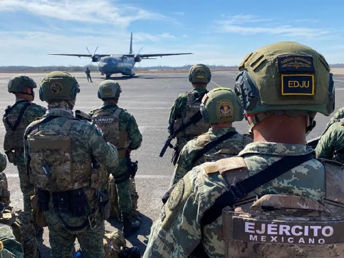 Llegaron a la medianoche: Se suman 900 militares más para reforzar la seguridad en Mazatlán