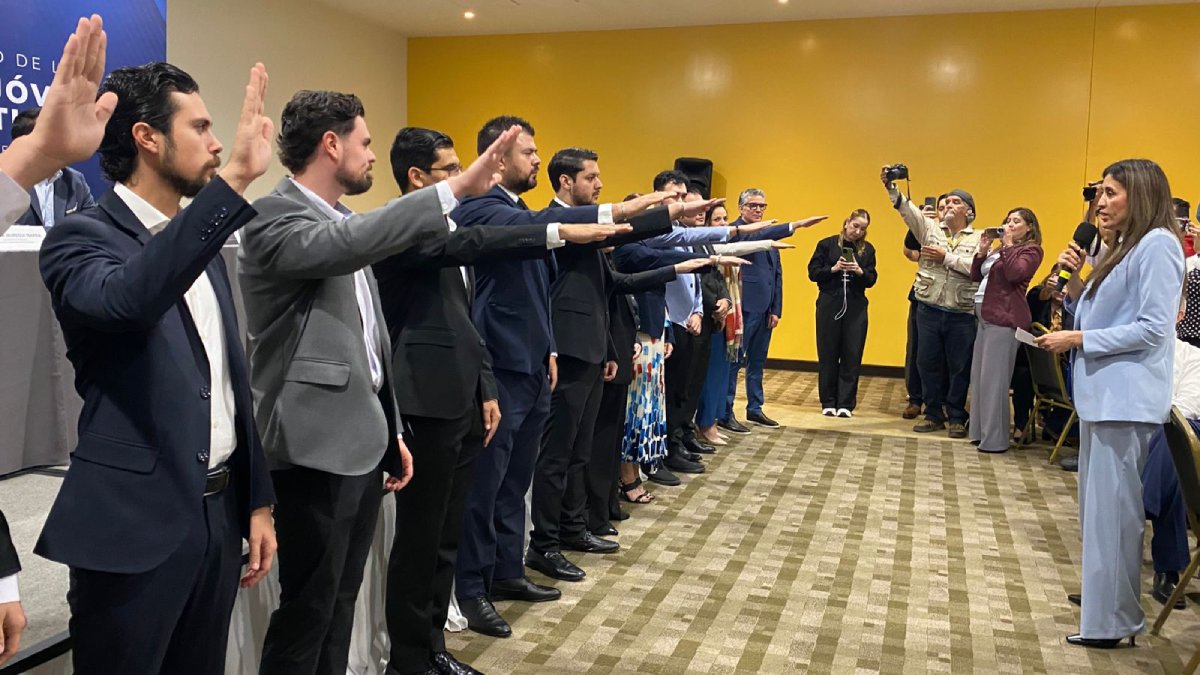 Emprendedores toman protesta en las Comisiones de Jóvenes Empresarios de Coparmex en Mazatlán