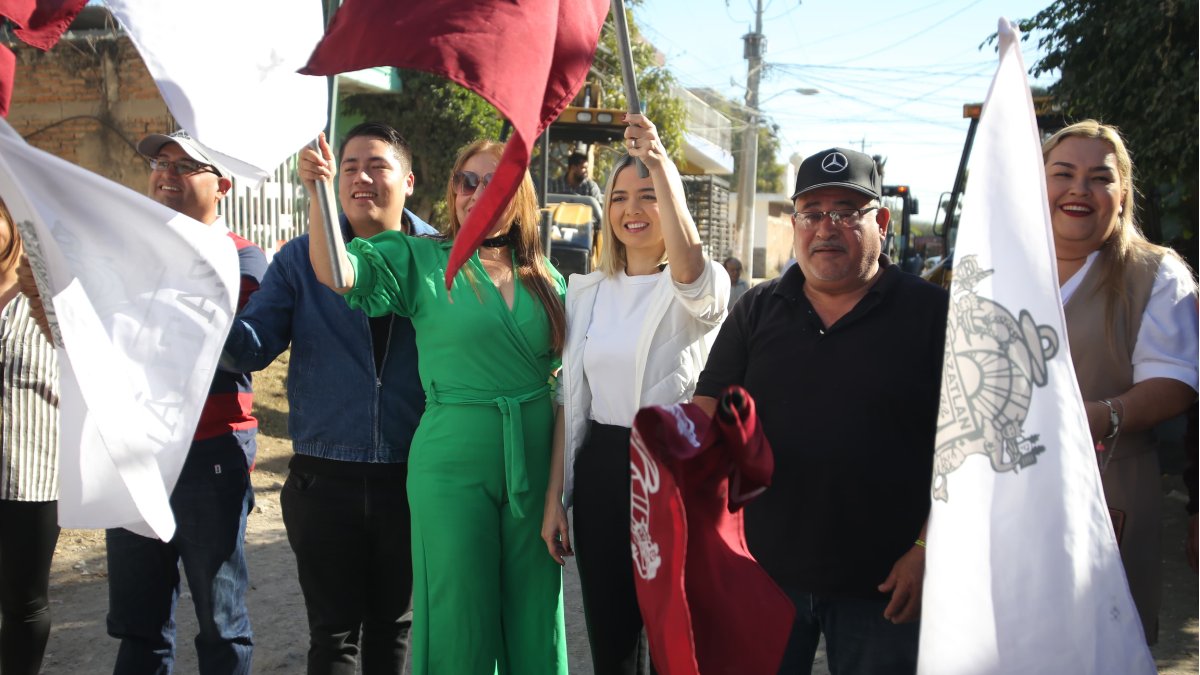 Con 1.8 MDP, Gobierno de Mazatlán inicia su Plan de Obras 2025 con pavimentación en la colonia Insurgentes