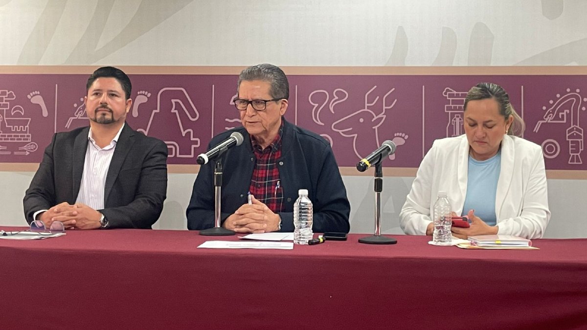 Pone Gobierno 2 patrullas a disposición de Cruz Roja para custodia permanente a ambulancias en Culiacán