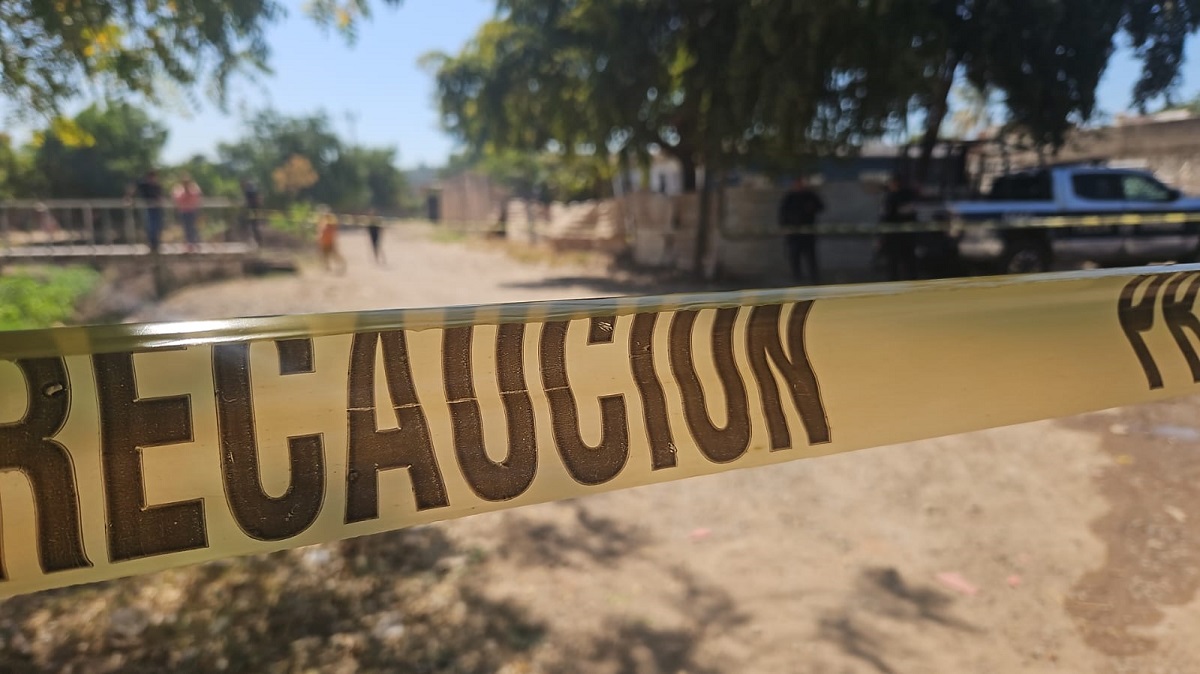 Encuentran cadáver carbonizado de una persona en la colonia Amistad, en Culiacán