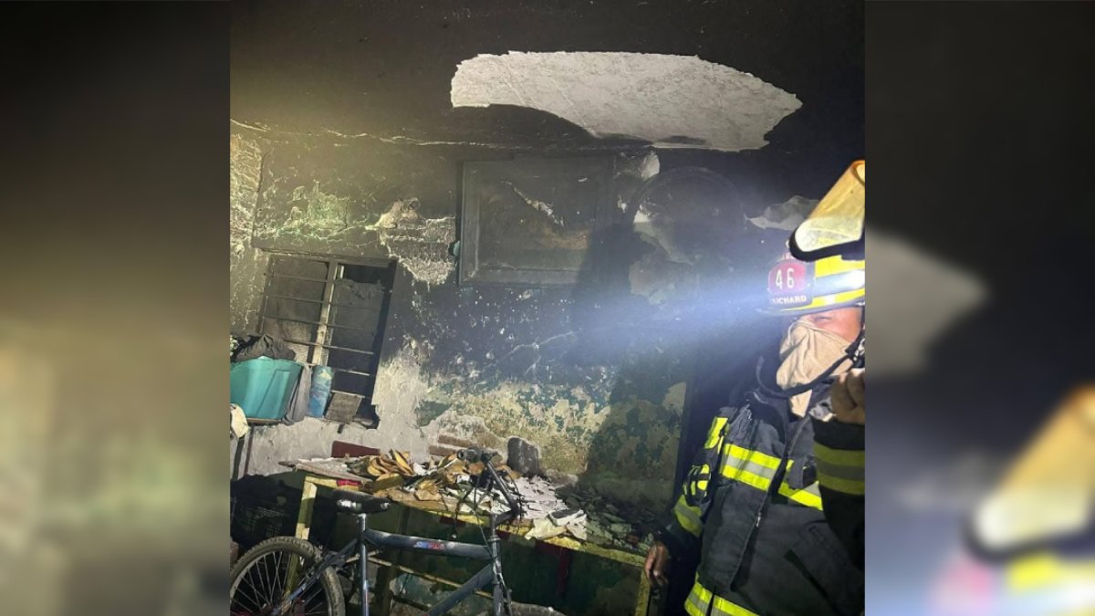 Por presunta fuga de gas, vivienda de la Juárez se incendia y deja sólo daños materiales