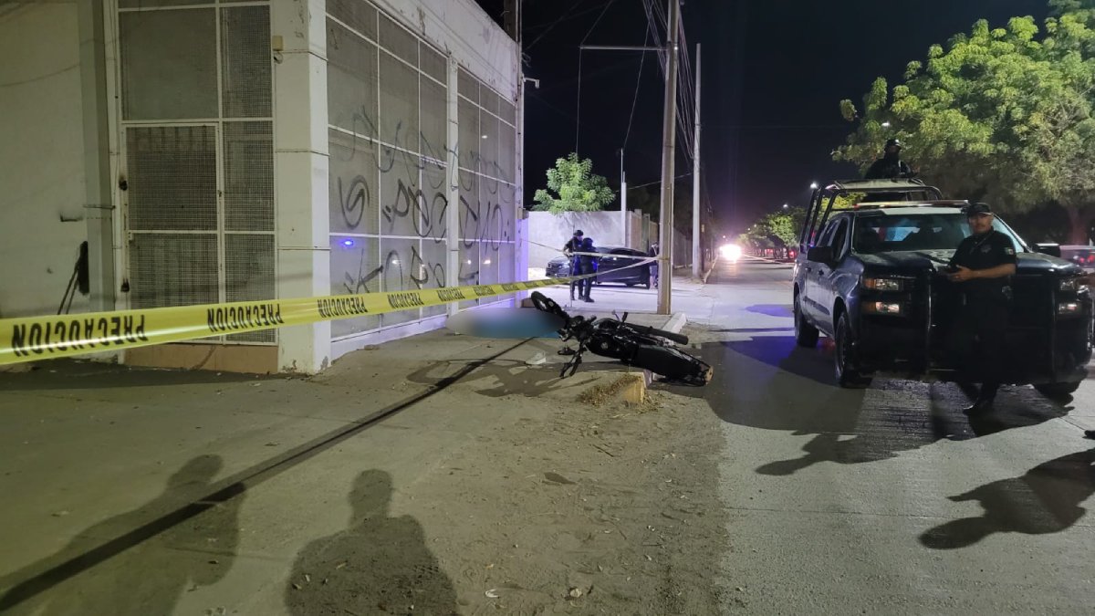 Muere joven motociclista al perder el control de su unidad en Mazatlán