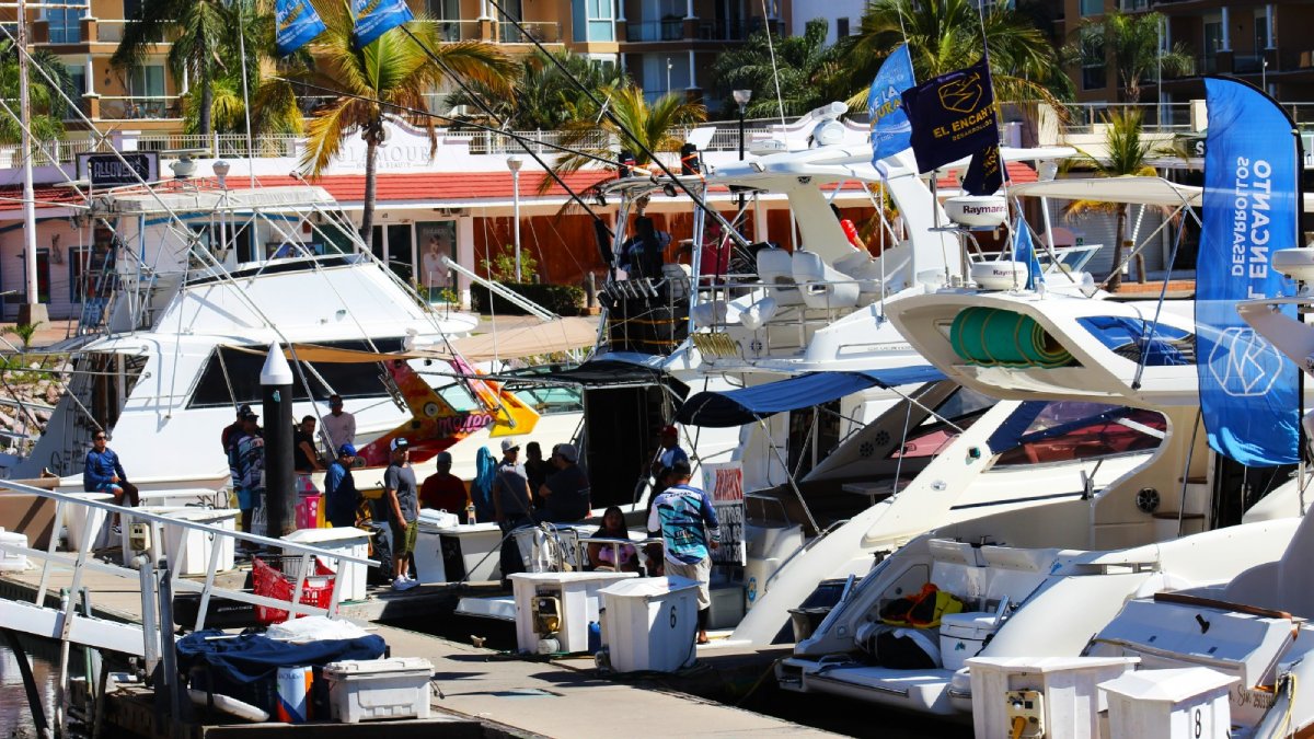 Con alfombra roja y paseo en yate, muestran el encanto de Mazatlán en ‘Un Mar de Talentos’