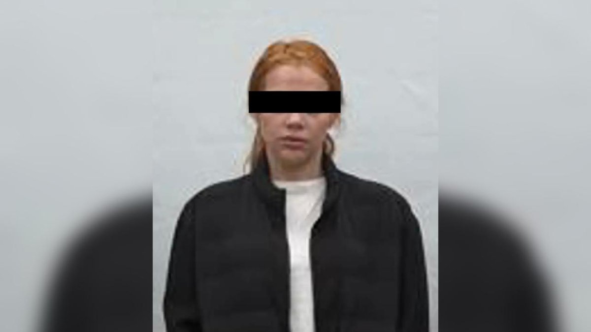 En cateos en Culiacán detienen a tres personas; una es una mujer extranjera