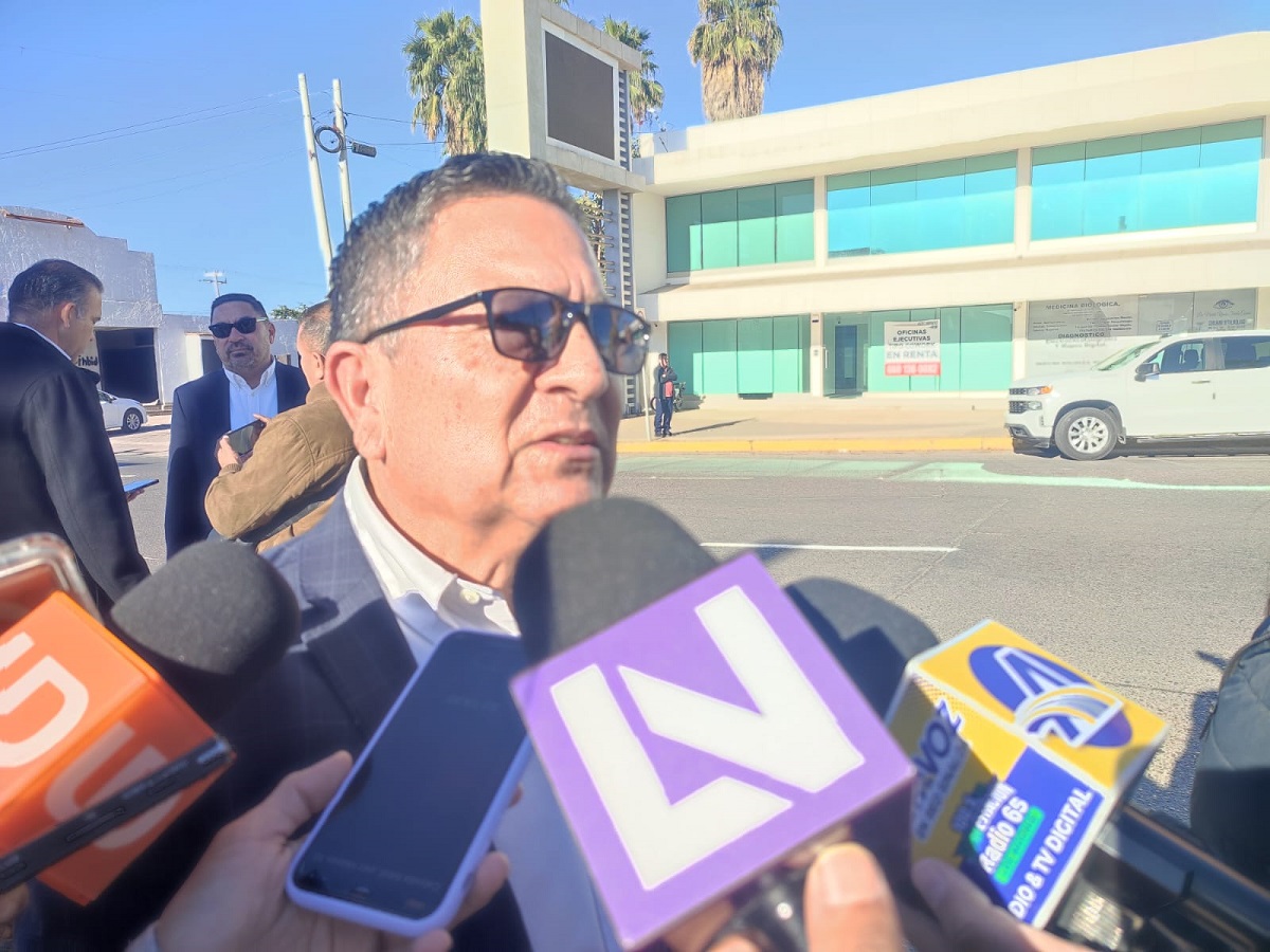 ¡En la Mira! Obras Públicas actuará contra quienes construyeron banquetas de batería en Los Mochis ¡Toma nota!
