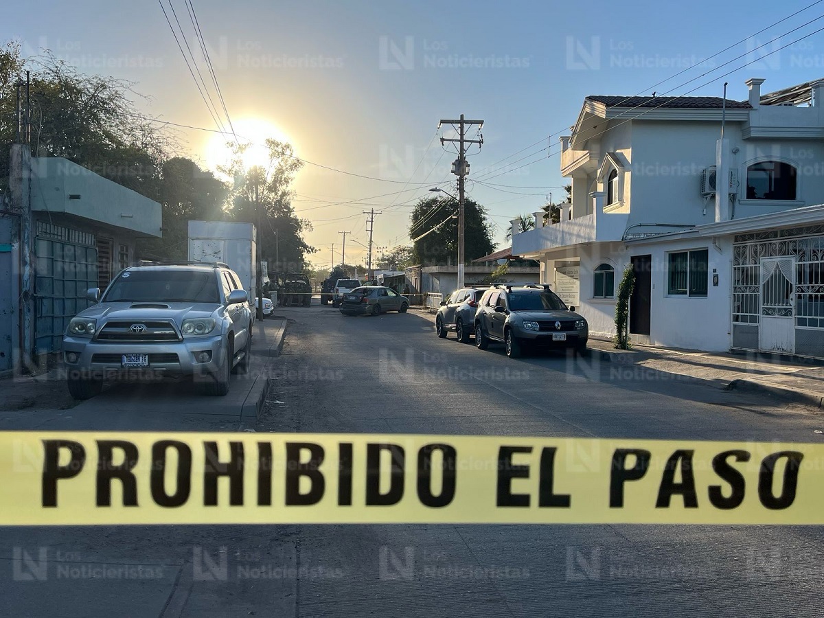 Hay un muerto y dos vehículos baleados tras balacera al sur de Culiacán