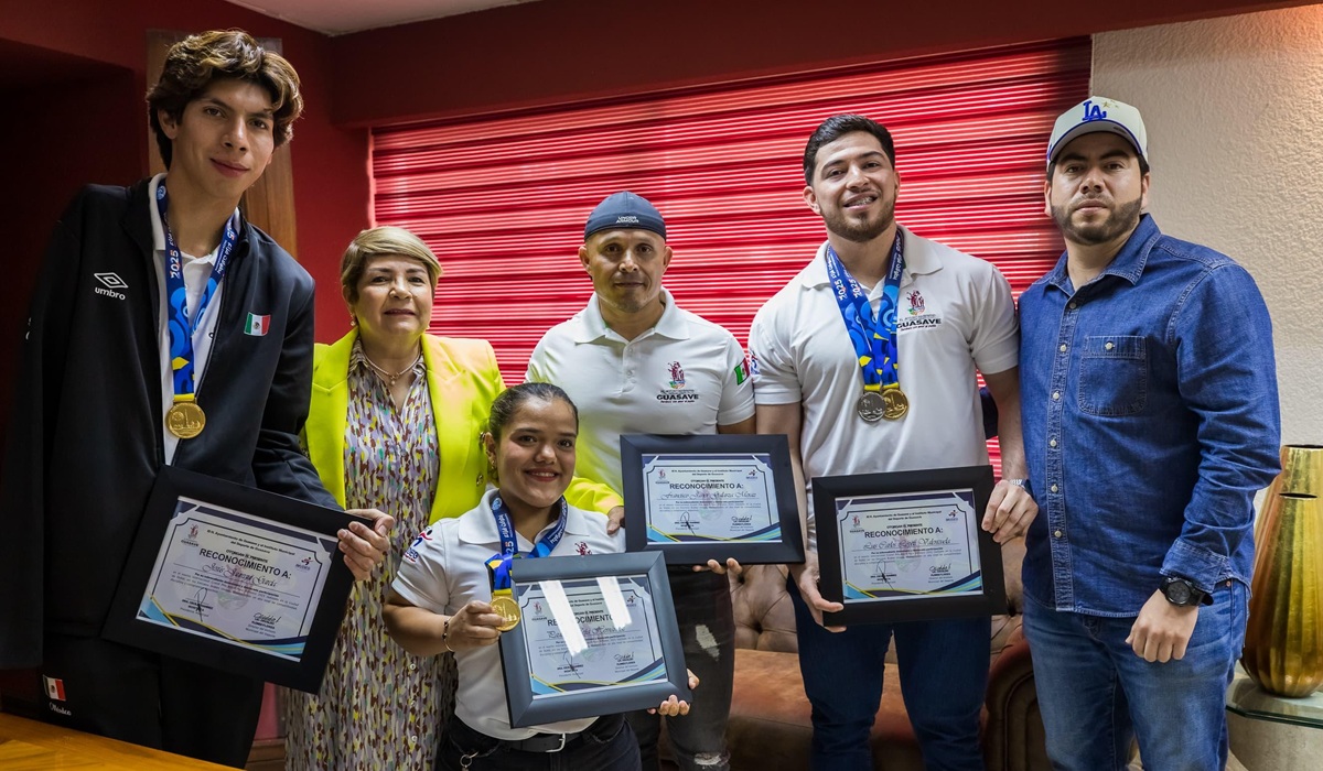 Alcaldesa de Guasave recibe a medallistas del Dubái Grand Prix de Paratletismo 2025