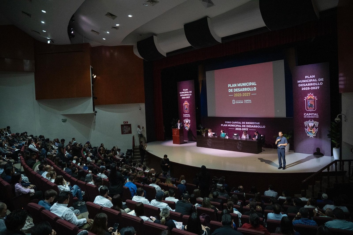 Vamos a trabajar en unión para consolidar un mejor Culiacán a través del PMD: Gámez Mendívil
