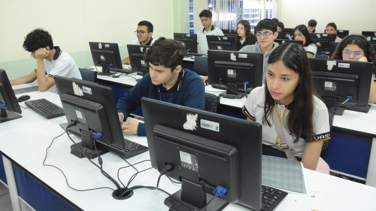 Ingresarán 50 mil nuevos estudiantes a la UAS; consolidación e innovación, el rumbo de la institución afirmó el rector