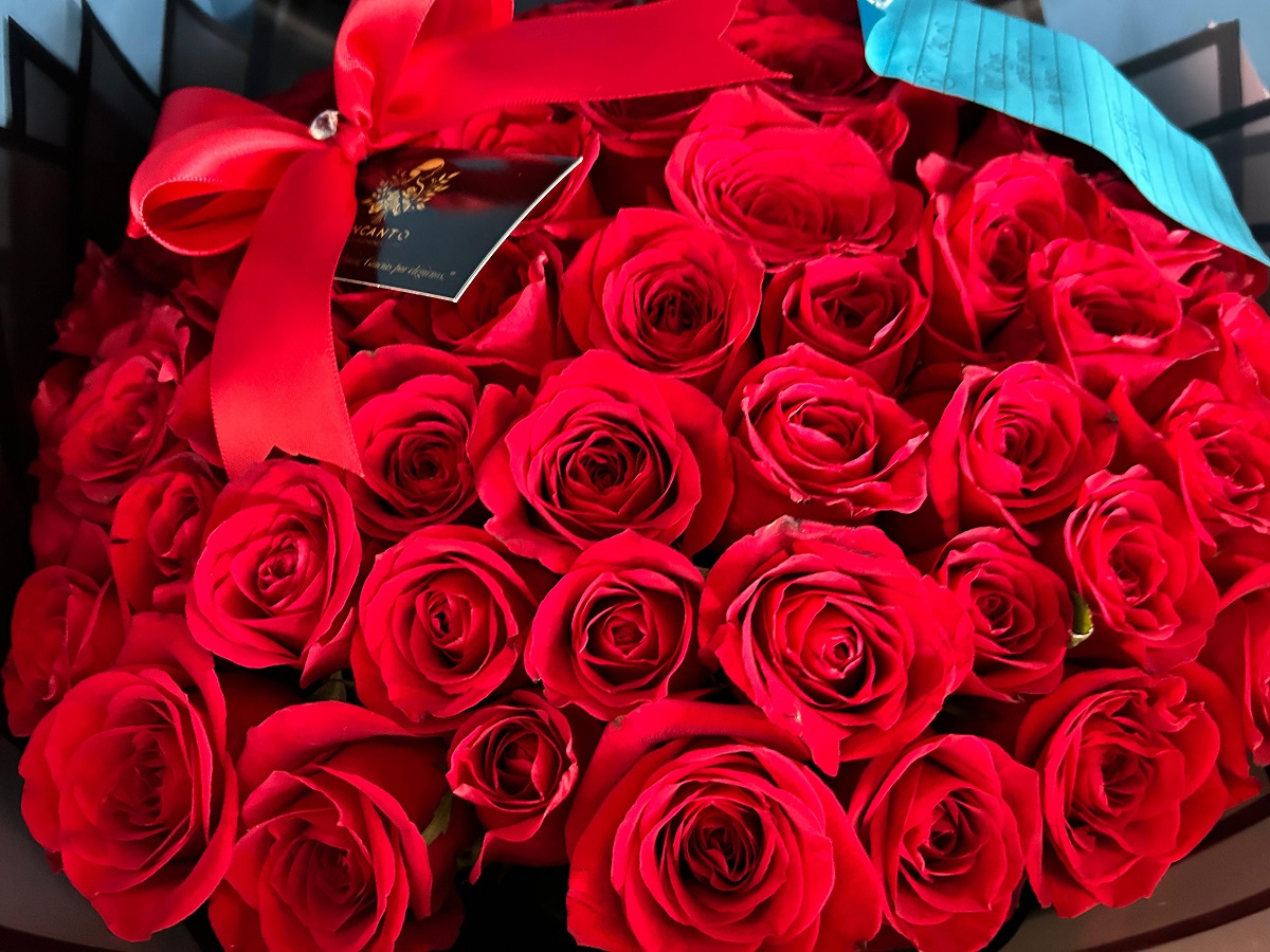 ¿$32 mil pesos por 1000 rosas? El lujo de Ramos Buchones de Culiacán para este Día de San Valentín