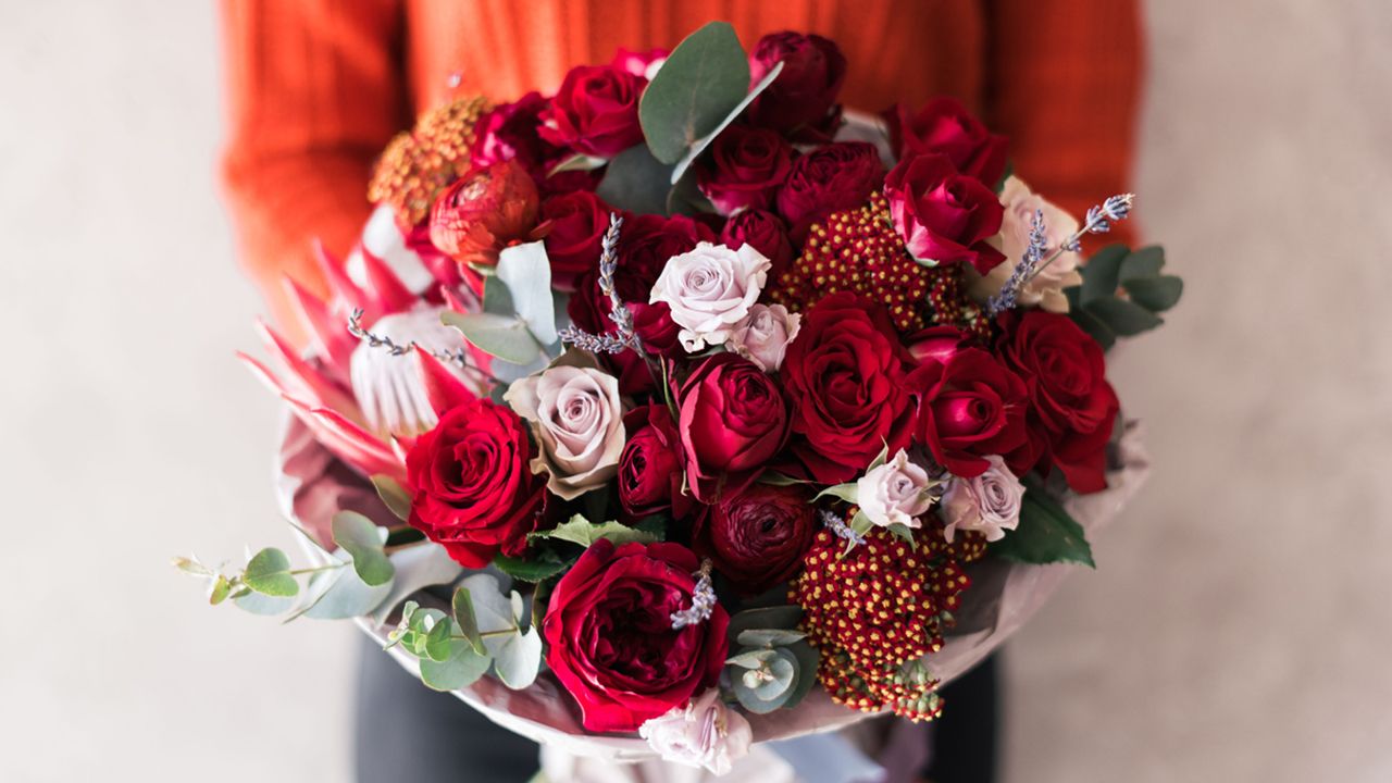 San Valentín: ¿Qué clase de flores regalar de acuerdo al tipo de la cita?
