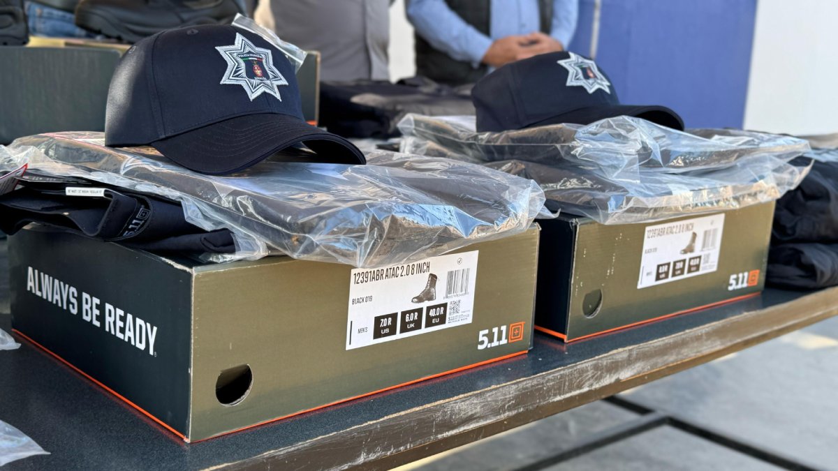 Reciben uniformes nuevos elementos de Seguridad Pública de El Fuerte