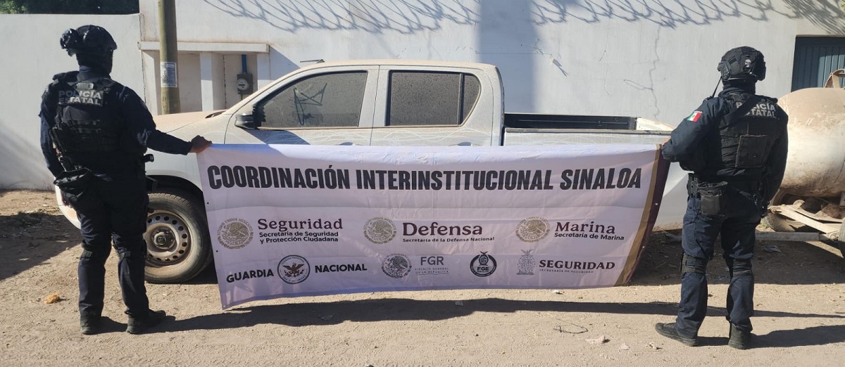 Recuperan camioneta robada en Villa Juárez, Navolato