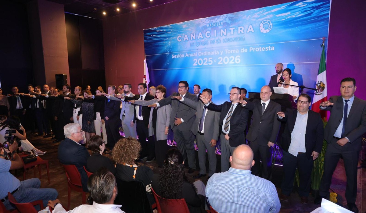 Rinde protesta nueva Mesa Directiva de Canacintra Mazatlán 2025-2026