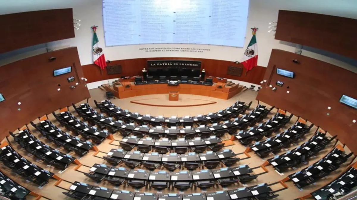 Imelda Castro y Enrique Inzunza forman parte de la Comisión Permanente del Senado