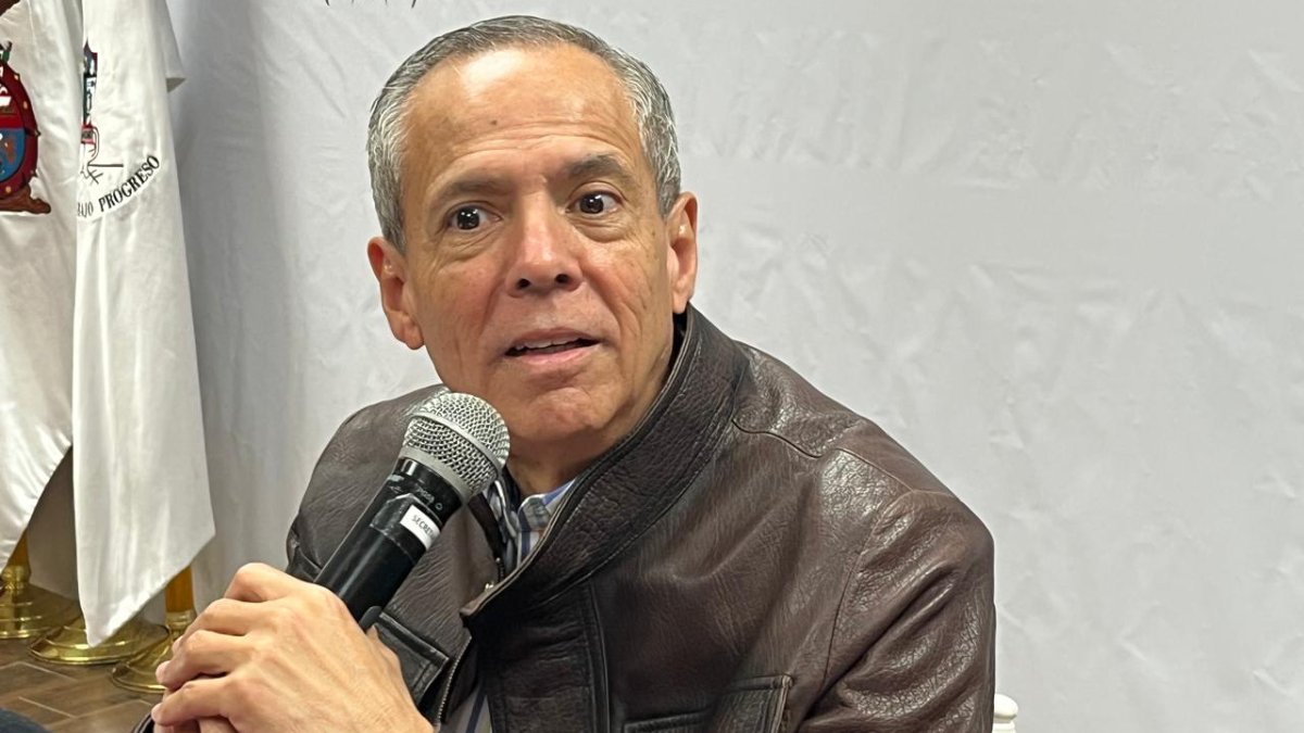 ¡Le dejaron una cartulina! Amenazan a aspirante de El Carrizo a participar en plebiscito de Ahome