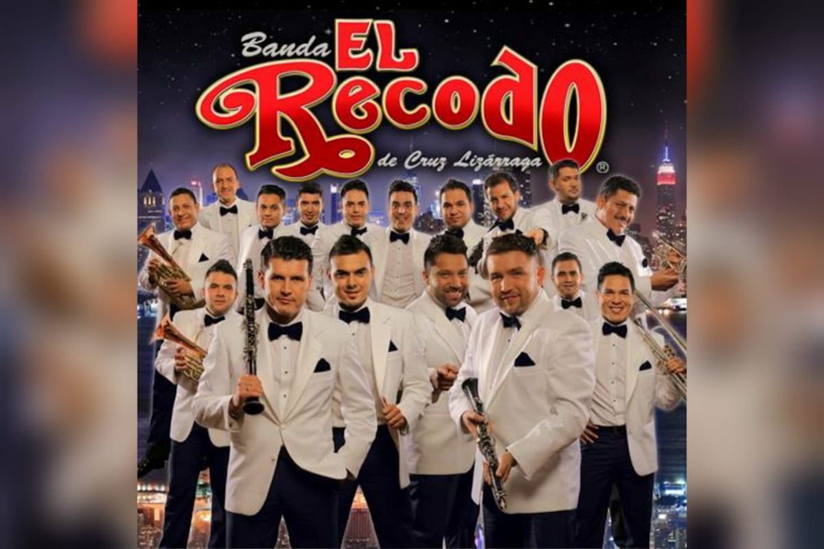 ¡Iuuuu! Banda El Recodo se presentará en Punto México con firma de autógrafos