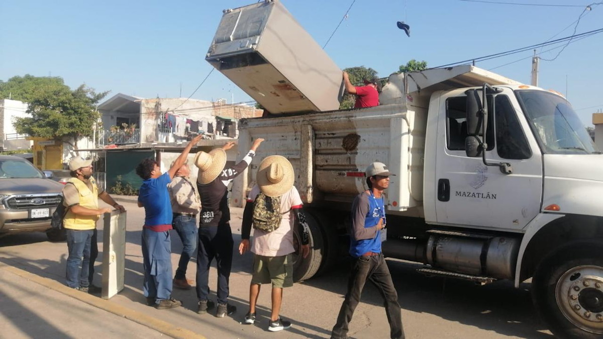 Exhortan a los mazatlecos a evitar sacar su basura cuando no está programado el servicio
