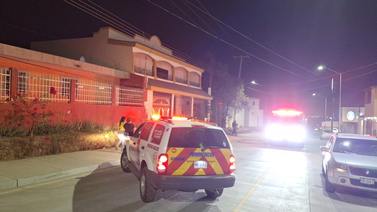 Incendio en domicilio de la colonia Buenos Aires moviliza a personal de rescate, Culiacán