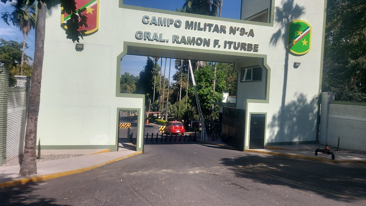 Joven militar resulta herido de bala en las instalaciones del cuartel en Culiacán