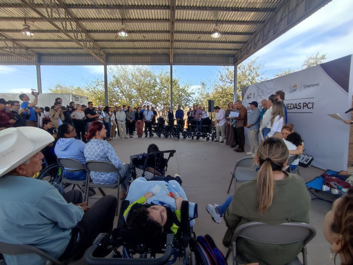 ¡Ponen ejemplo! ROC Wheels ayuda a 30 niños de Ahome en condición de parálisis cerebral infantil con equipos