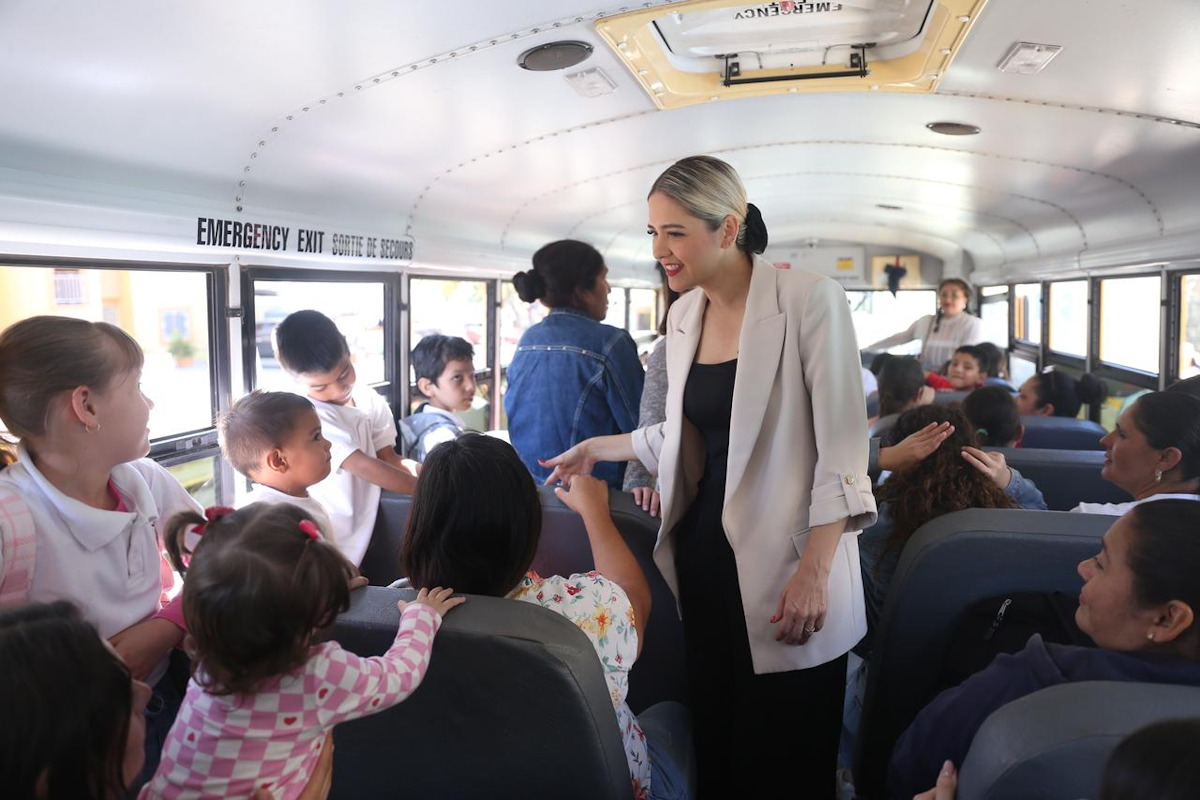 Recibe Gobierno de Mazatlán niños de Juantillos, Los Copales y El Placer al Gran Acuario “Mar de Cortés”