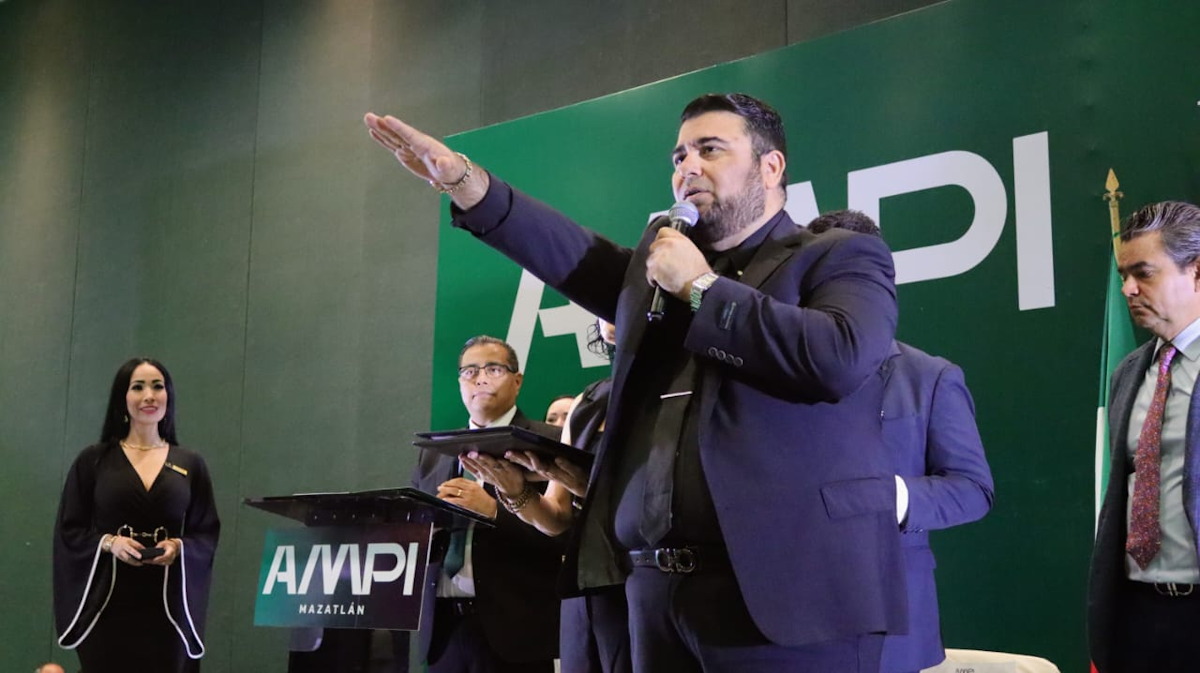 Se renueva AMPI en Mazatlán, es Luciano Carrasco su nuevo presidente; toma protesta junto a su Consejo Directivo 2025- 2027