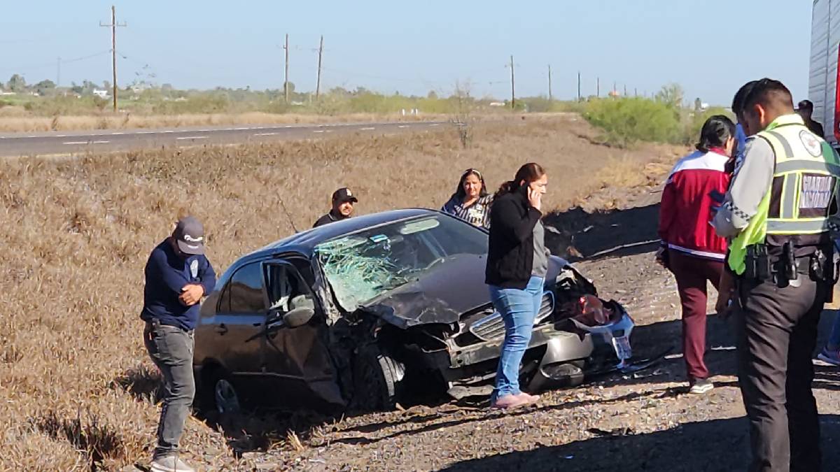 Se registra accidente en ejido Chihuahuita y la México 15, en Ahome