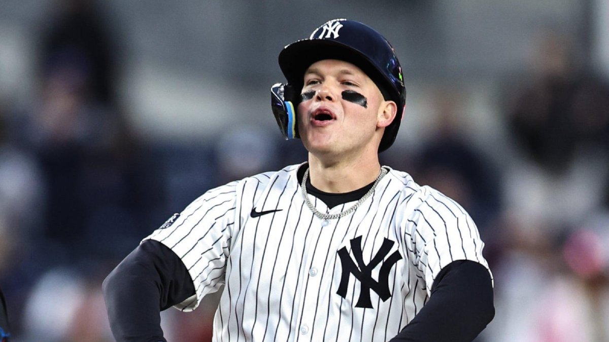 Alex Verdugo firma con los Bravos de Atlanta para la temporada 2025 de MLB